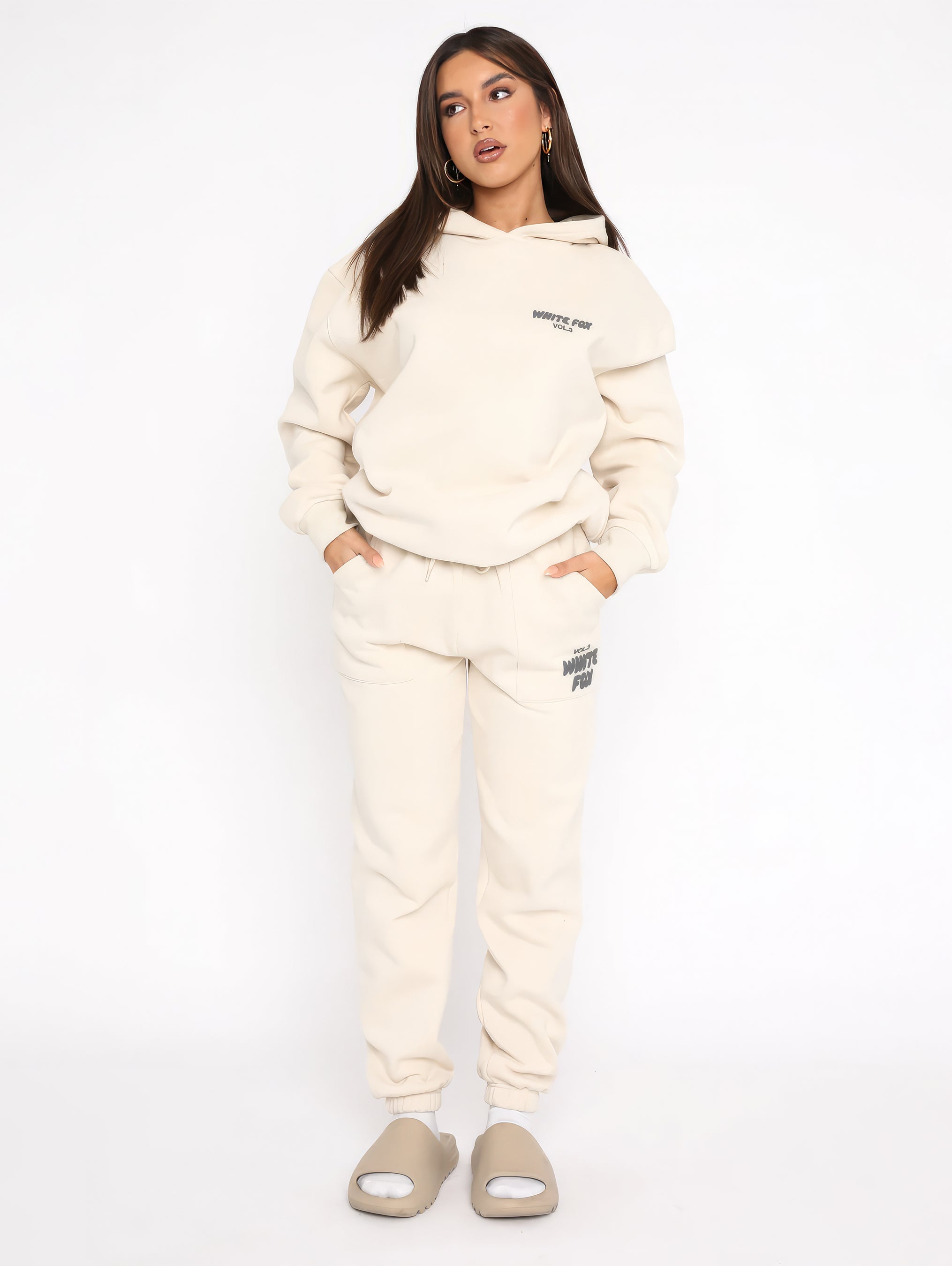 Foxy Complete Tracksuit for Women | Soft Hoodie & Jogger Set – TikTok Must-Have