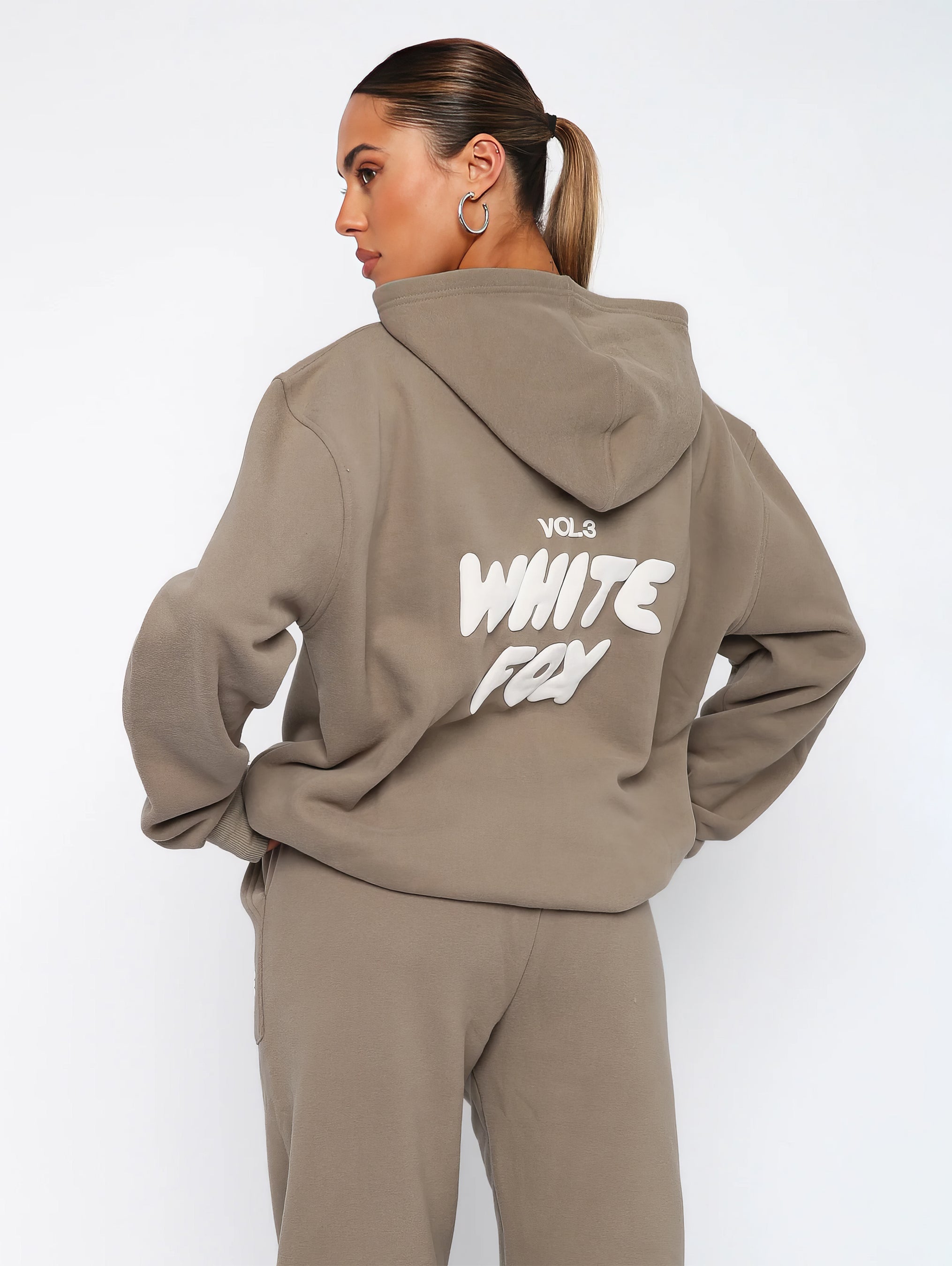 Foxy Complete Tracksuit for Women | Soft Hoodie & Jogger Set – TikTok Must-Have