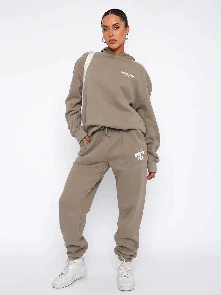 WHITE FOX – Trendy Tracksuit for Women | Cozy Vibes